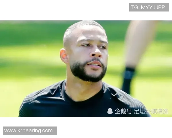 2015年足球转会市场动态分析与热门球员交易一览